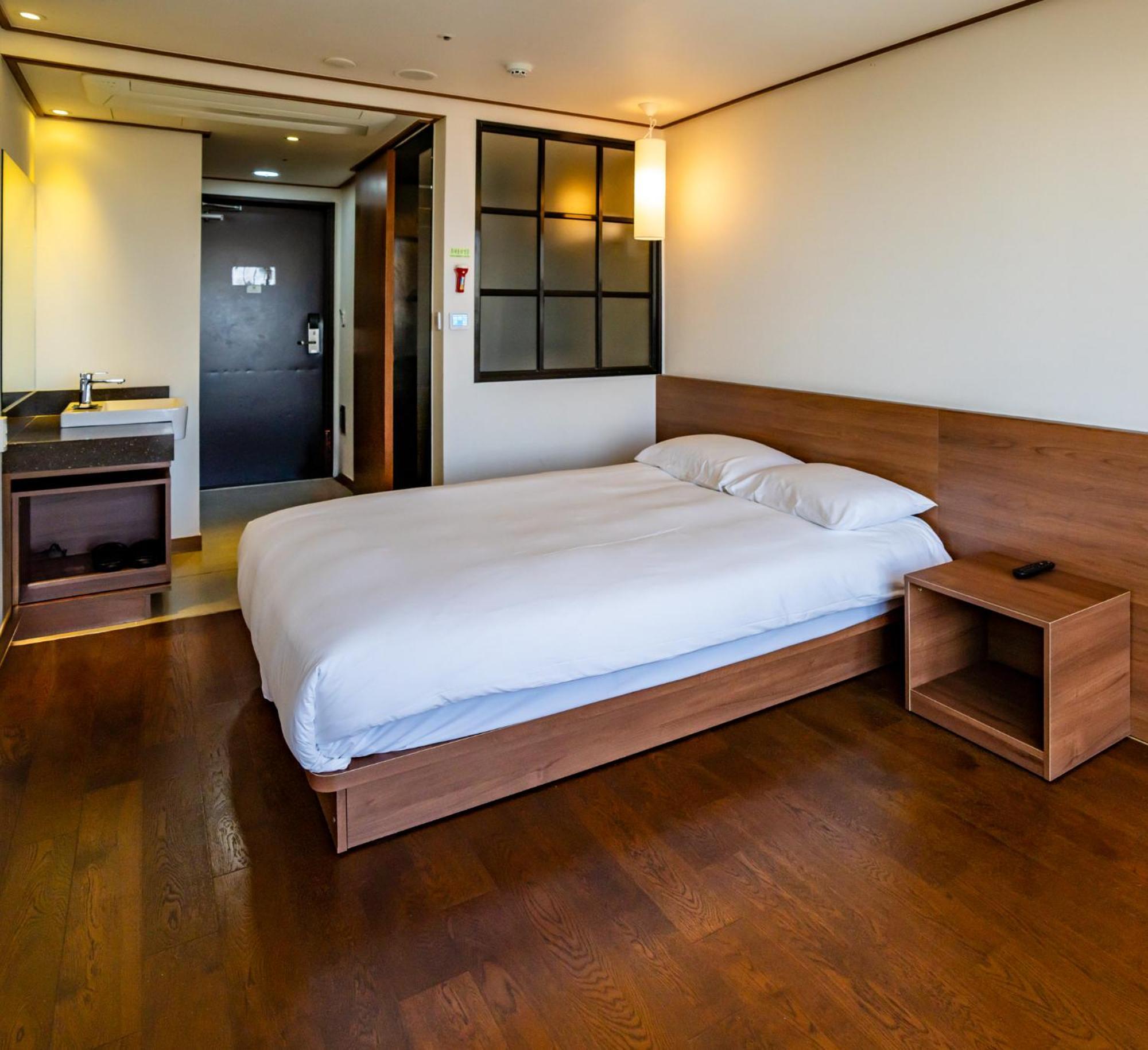 Tamara Jeju Hotel Seogwipo Esterno foto